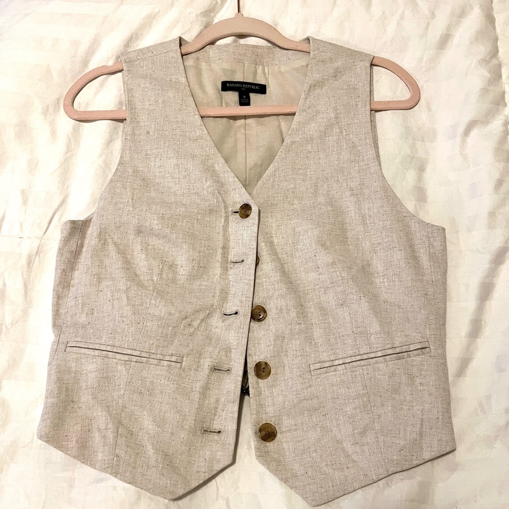Banana Republic Linen Vest